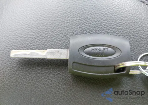 2015 Ford Escape S z USA, uszkodzony, nr VIN 1FMCU0F76FUA56107